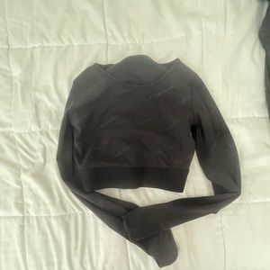 Black lulu lemon crop top